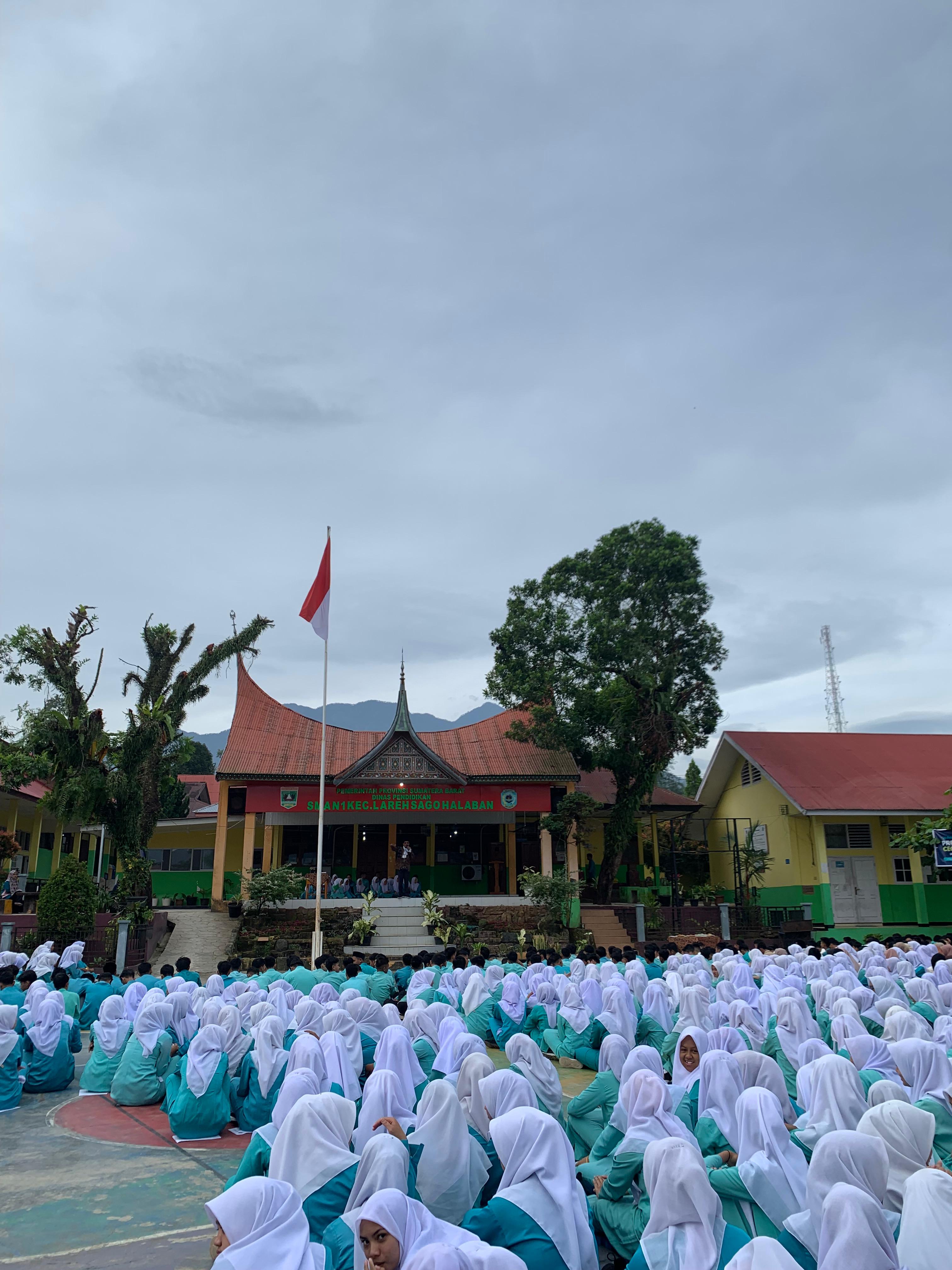Lingkungan Sekolah 3